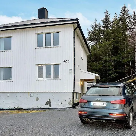 Holiday home 8 Person In Revsnes